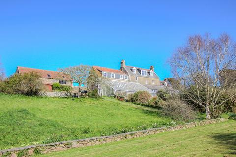 5 bedroom property for sale, Rue des Pres, St Pierre du Bois, Guernsey, GY7