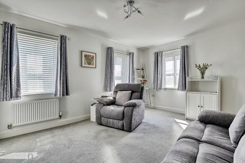3 bedroom detached house for sale, Hutchinson Close, Tamworth