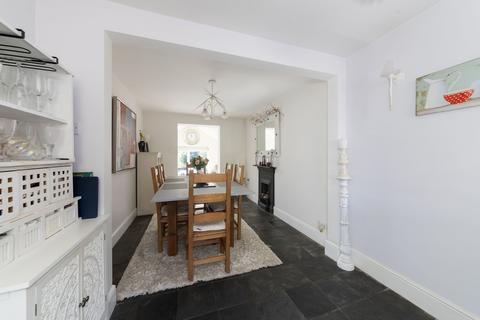 13 Cranbrook Drive, Kennington, Oxford, OX1 5RR