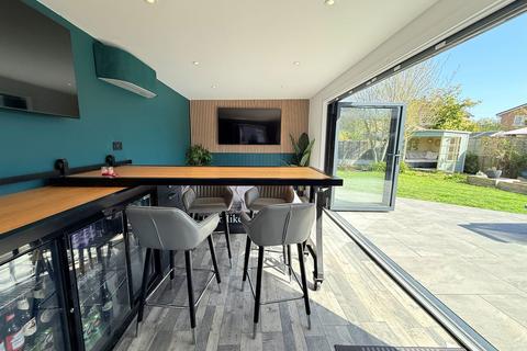 4 bedroom detached bungalow for sale, Dyas Road, Hollywood