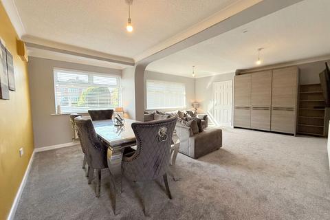 17 Dyas Road, Hollywood, Birmingham, B47 5LJ