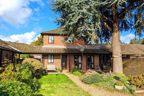 3 bedroom retirement property for sale, Middlebridge Street, Romsey, SO51