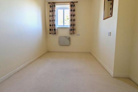 3 bedroom retirement property for sale, Middlebridge Street, Romsey, SO51