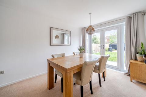 41 Derwent Road, Basingstoke, RG22 5JD