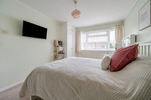 41 Derwent Road, Basingstoke, RG22 5JD