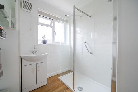 41 Derwent Road, Basingstoke, RG22 5JD