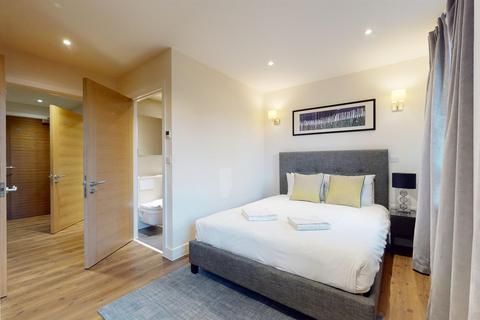 2 bedroom apartment to rent, Back Church Lane, London