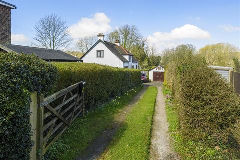 4 bedroom detached house for sale, Eythorne Road, Shepherdswell