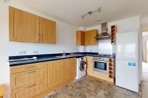 2 bedroom flat for sale, Aurora Court, Romulus Road, Gravesend, DA12