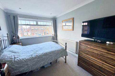 11 Barrhead Close, Stockton-on-tees, TS19 7SB