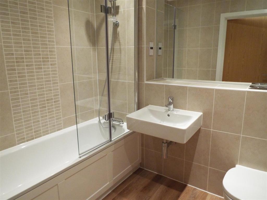 Flat 4, Opus - Bathroom.JPG