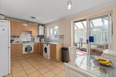 74 Avery Close, Padgate, Warrington, WA2 0BF