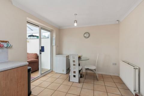 74 Avery Close, Padgate, Warrington, WA2 0BF