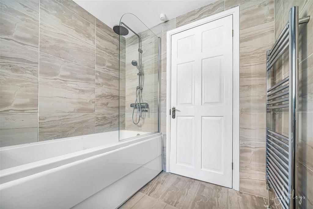 Bathroom/w.c.