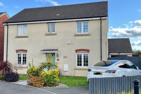 4 bedroom detached house for sale, Parc Panteg, Pontypool NP4