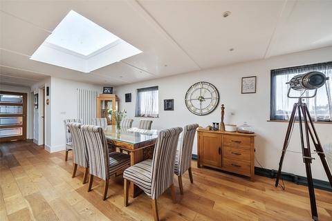 4 bedroom mobile home for sale, Port Werburgh Vicarage Lane, Hoo, Rochester