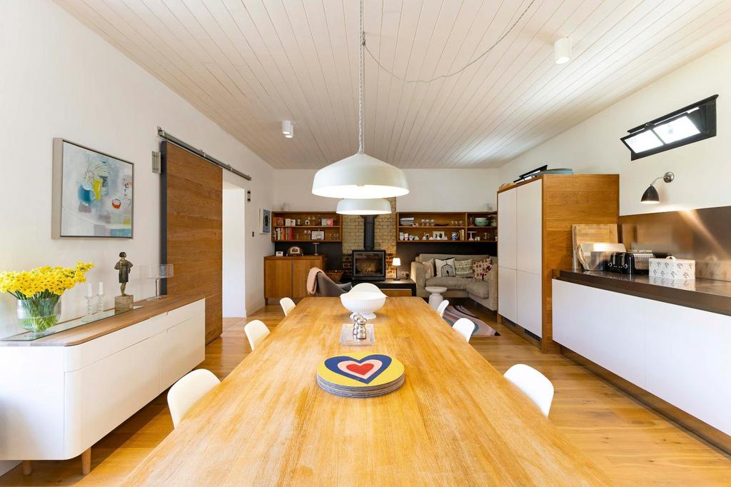 Kitchen/Dining Rm