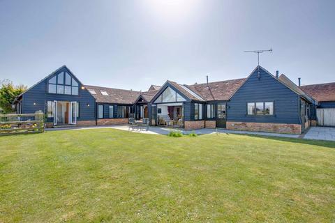 4 bedroom equestrian property for sale, Spurlands End Road, High Wycombe HP15