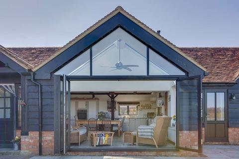4 bedroom equestrian property for sale, Spurlands End Road, High Wycombe HP15