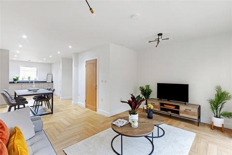 4 bedroom semi-detached house for sale, Quail Gardens, Selsdon, Croydon, CR2