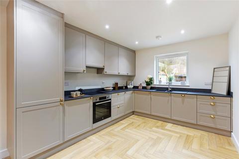 4 bedroom semi-detached house for sale, Quail Gardens, Selsdon, Croydon, CR2
