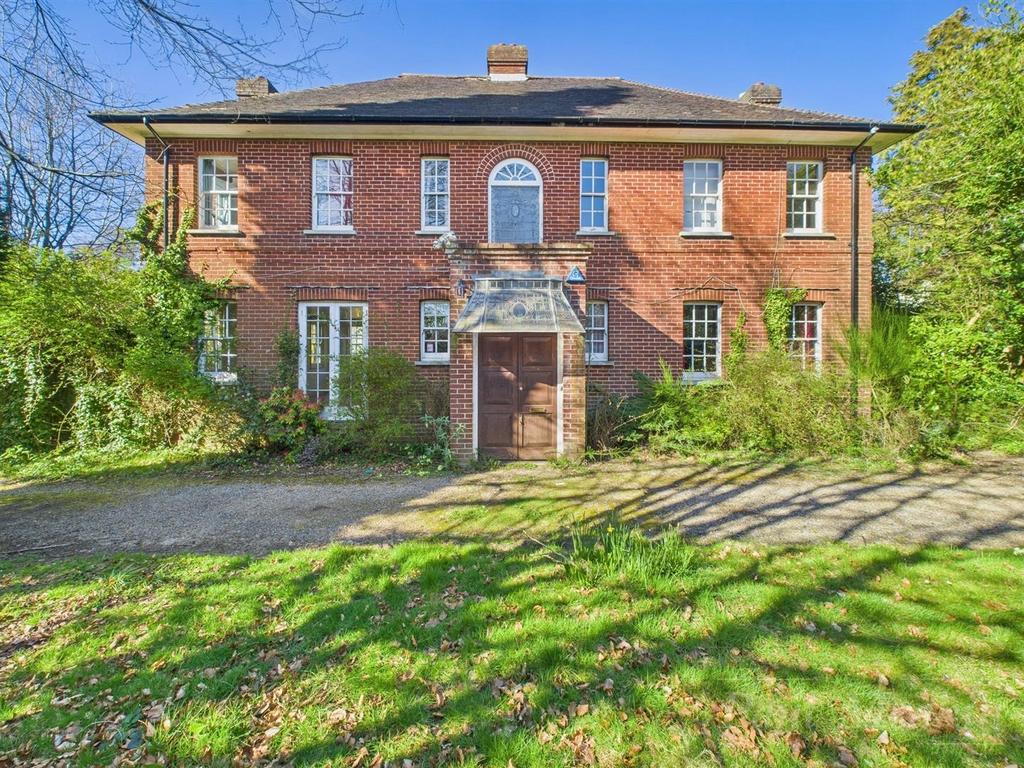 Sanderstead House