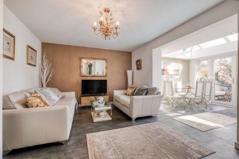 4 bedroom semi-detached house for sale, Berry Maud Lane, Shirley, B90