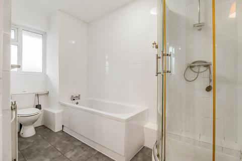2 bedroom apartment for sale, Pleydell Estate, Lever Street, London, EC1V