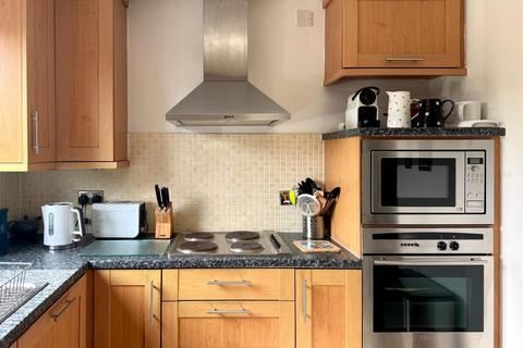 2 bedroom flat for sale, Pierhead View, Penarth Marina