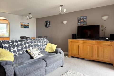 2 bedroom flat for sale, Pierhead View, Penarth Marina