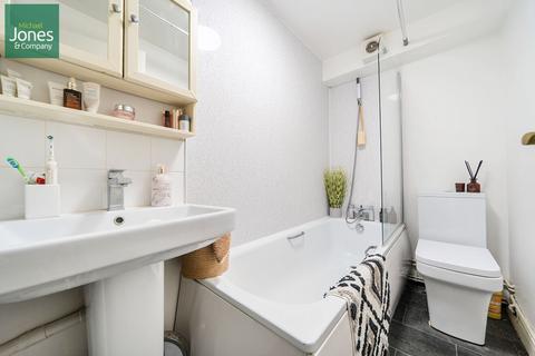 undefined, Marine Parade, Worthing, West Sussex, BN11