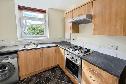 1 bedroom flat to rent, Strathmore Avenue, Dundee, DD3