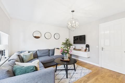 12 Bond Close, Tadley, RG26 4EW