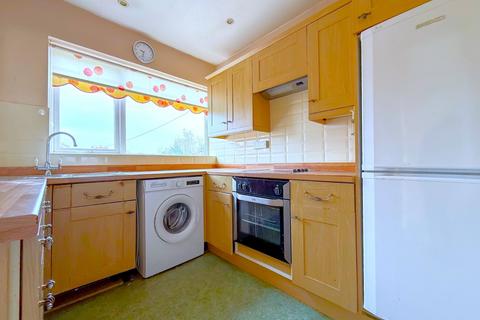 2 Ashton Crescent, Nailsea, Bristol, BS48 2JR