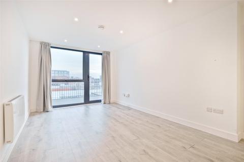 2 bedroom apartment to rent, Obelisk Way, Surrey GU15