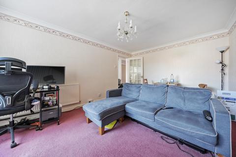 2 bedroom flat for sale, Conifer Rise, Westone, Northampton, NN3