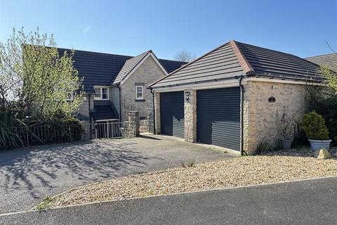 133 Retallick Meadows, St Austell, PL25 3BZ