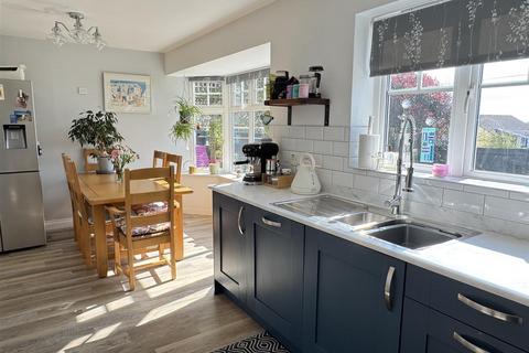 133 Retallick Meadows, St Austell, PL25 3BZ