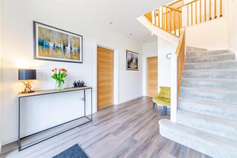 4 bedroom detached house for sale, Field View, Newcastle Upon Tyne NE20