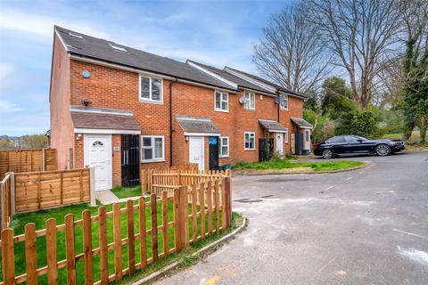 65 Doveney Close, Orpington, BR5 3WE