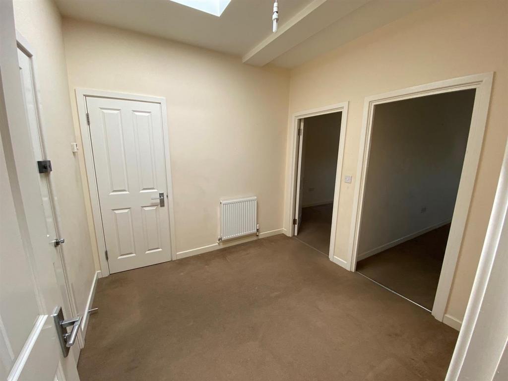 Hallway.jpg