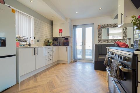 5 Arnside Road, Nottingham, NG5 5HE