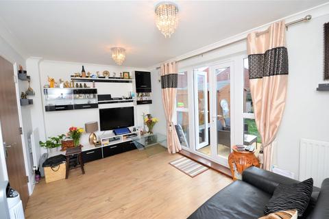 3 bedroom house for sale, Bramley Road, Aylesbury