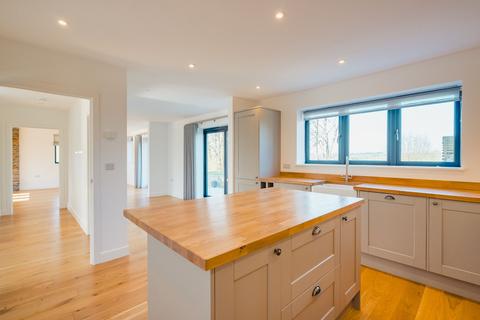 4 bedroom detached house for sale, Monks View, Zeal Monachorum, EX17