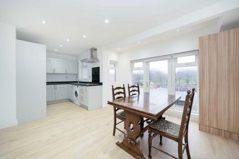 2 bedroom flat for sale, Watford Way, London NW4