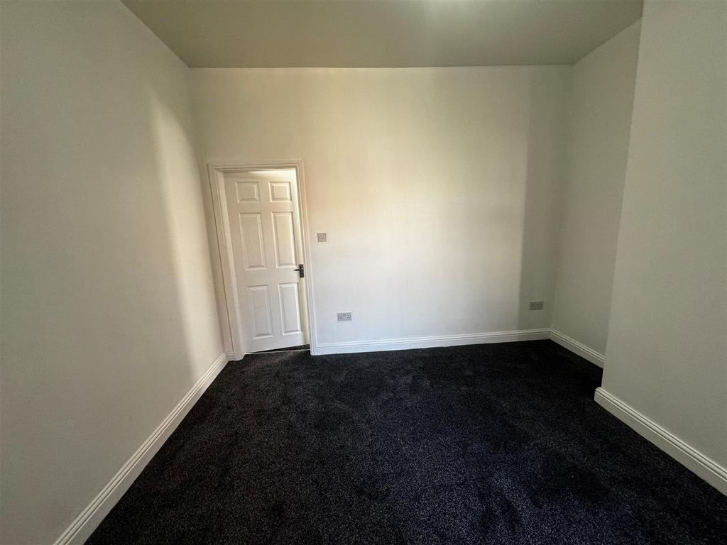 Second living room.jpg