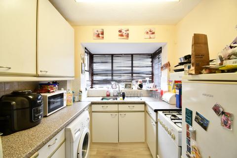 1 bedroom cluster house for sale, Redwood Grove, Bedford, MK42