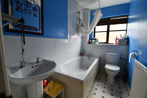 1 bedroom cluster house for sale, Redwood Grove, Bedford, MK42