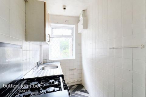 4 Cecil Avenue, Stoke-on-trent, ST1 5DP