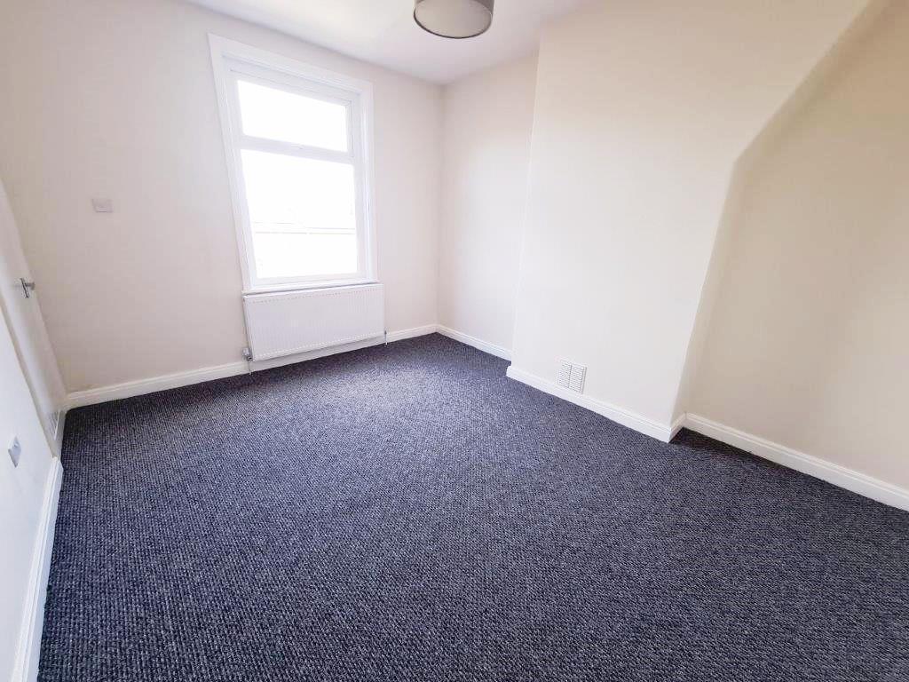 Gbedroom.jpg